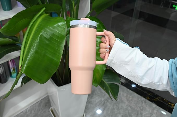 Stainless Steel Vacuum Insulated Tumbler with Lid and Straw for Water